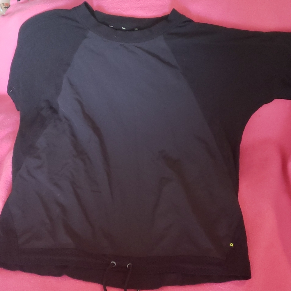 HYBA workout top
